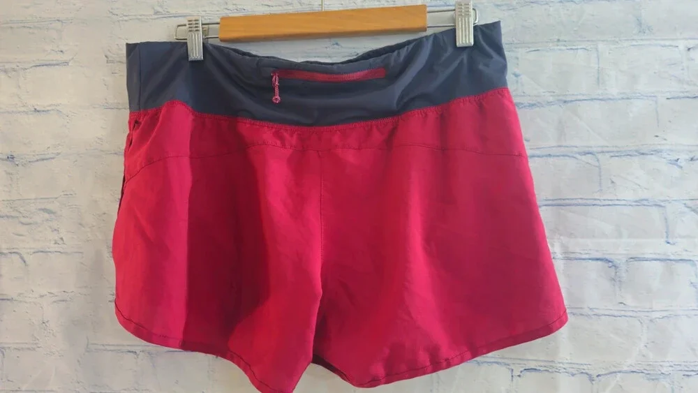 Salomon AdvancedSkin ActiveDry Running Shorts Red Size L